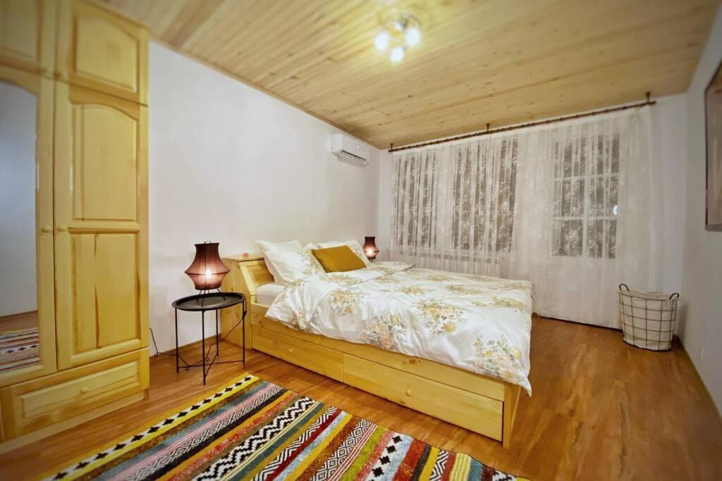 The Secret Lodge- New With Private Garage, Entire House Weliko Tarnowo Exterior foto
