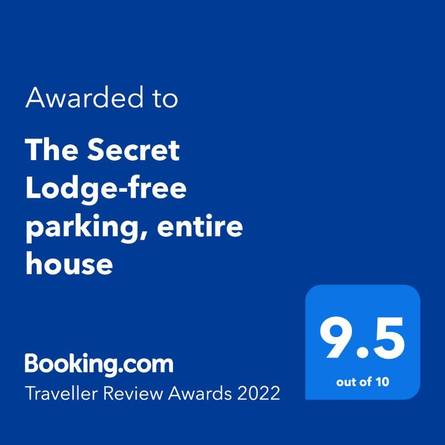 The Secret Lodge- New With Private Garage, Entire House Weliko Tarnowo Exterior foto